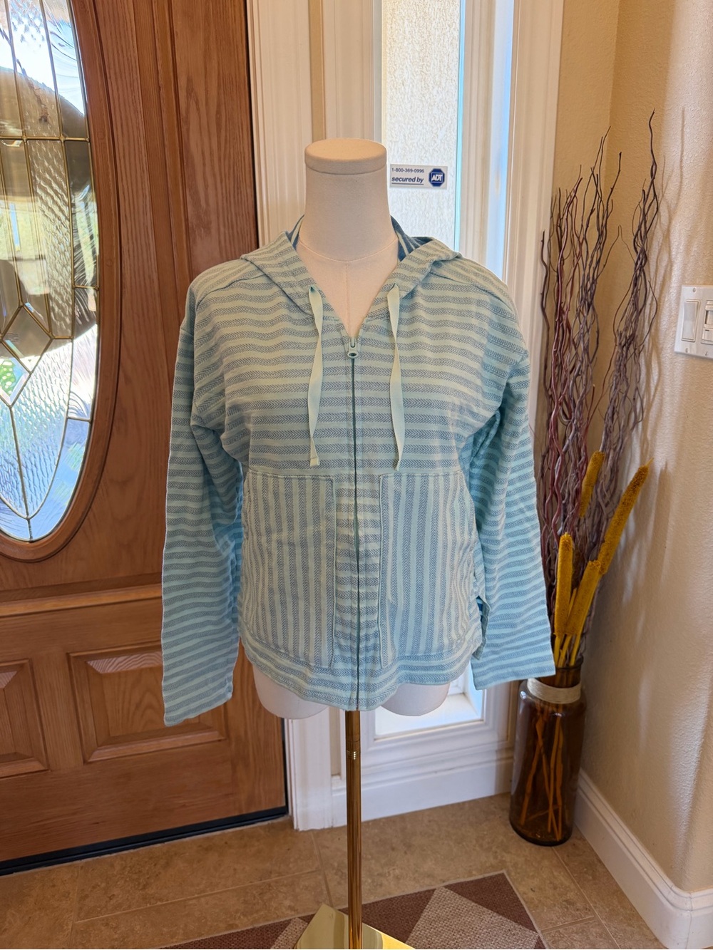 Columbia Women’s Medium Blue Herringbone Stripe Full Zip Hoodie Jacket